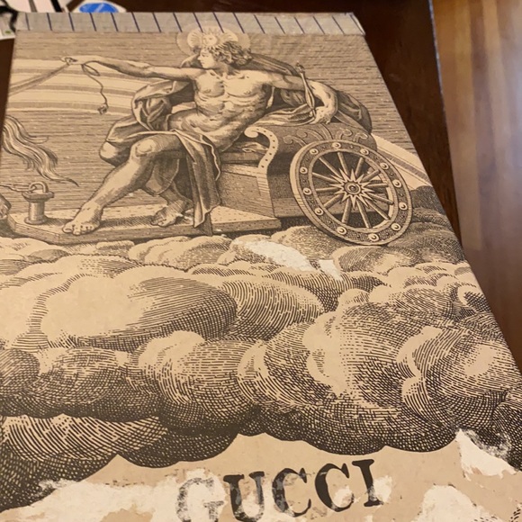 Gucci sneakers size 5.5, 6.5, 7, 8, 9 - Picture 4 of 4